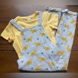 •NWT•H&M 2-Piece Short Sleeve Tee + Tiger Overalls Cotton Set🐯